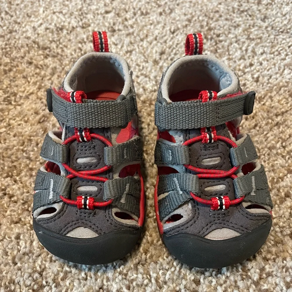 Keen® Baby Toddler Walker Seacamp II CNX Sandals 4C Grey Red Baby Infant Active